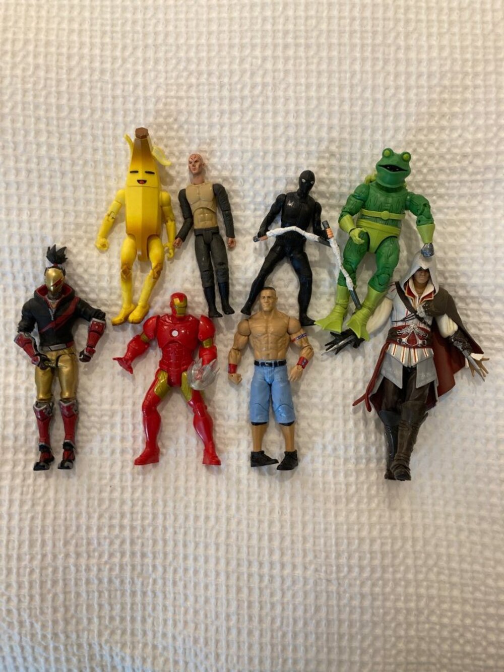 Action Figure Lot of 8 Marvel Iron Man Frog-Man Fortnite Peely Assassin's Creed